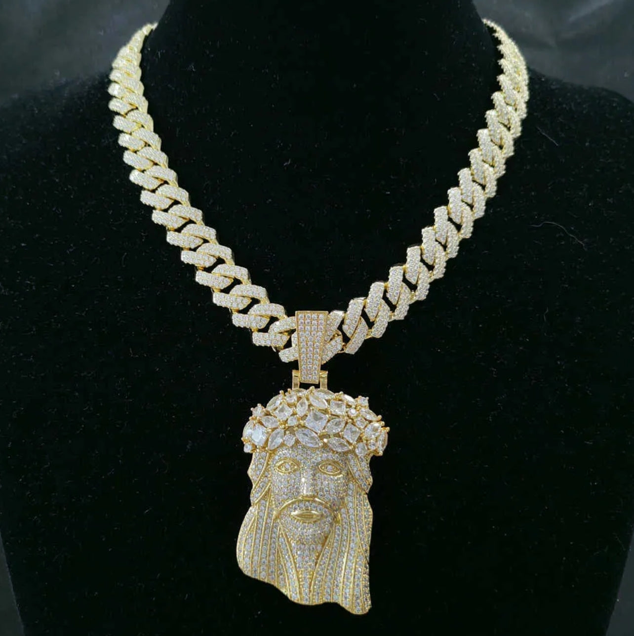 VVS Moissanite Diamond 10mm Jesus Pendant