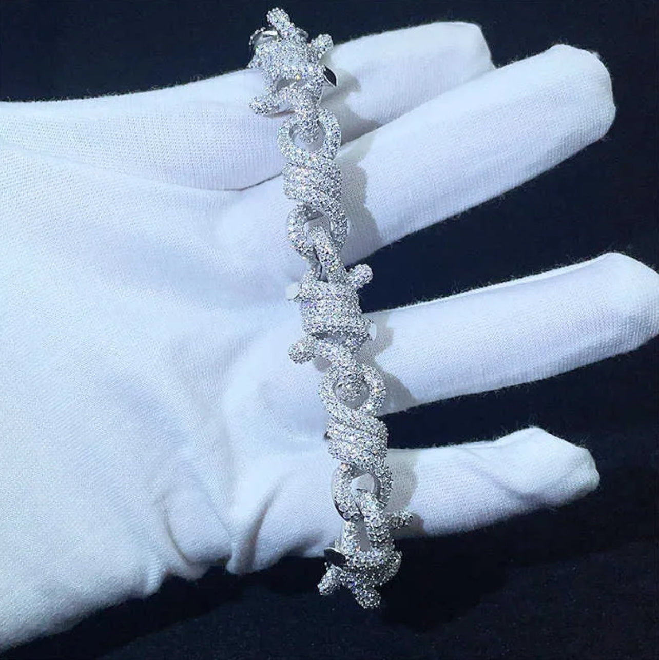 VVS Moissanite Diamond Bared Wire Bracelet