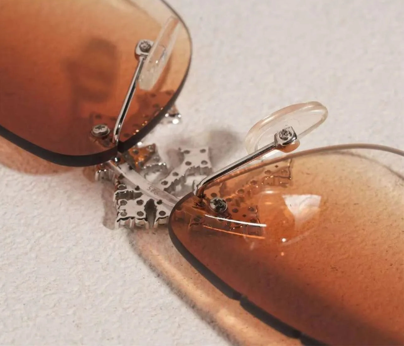 MOISSANITE GLASSES