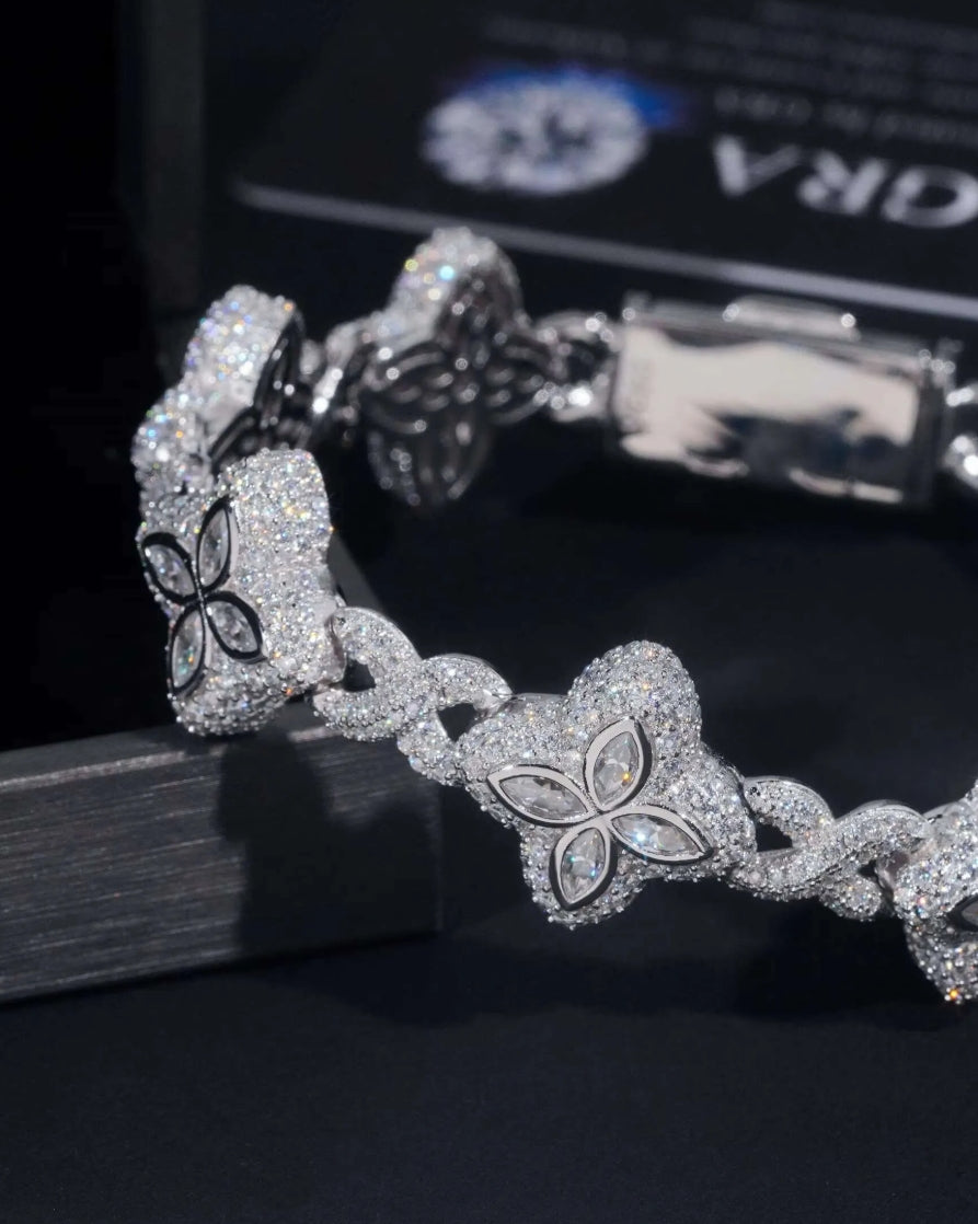 Infinity Clover Moissanite Cuban Bracelet